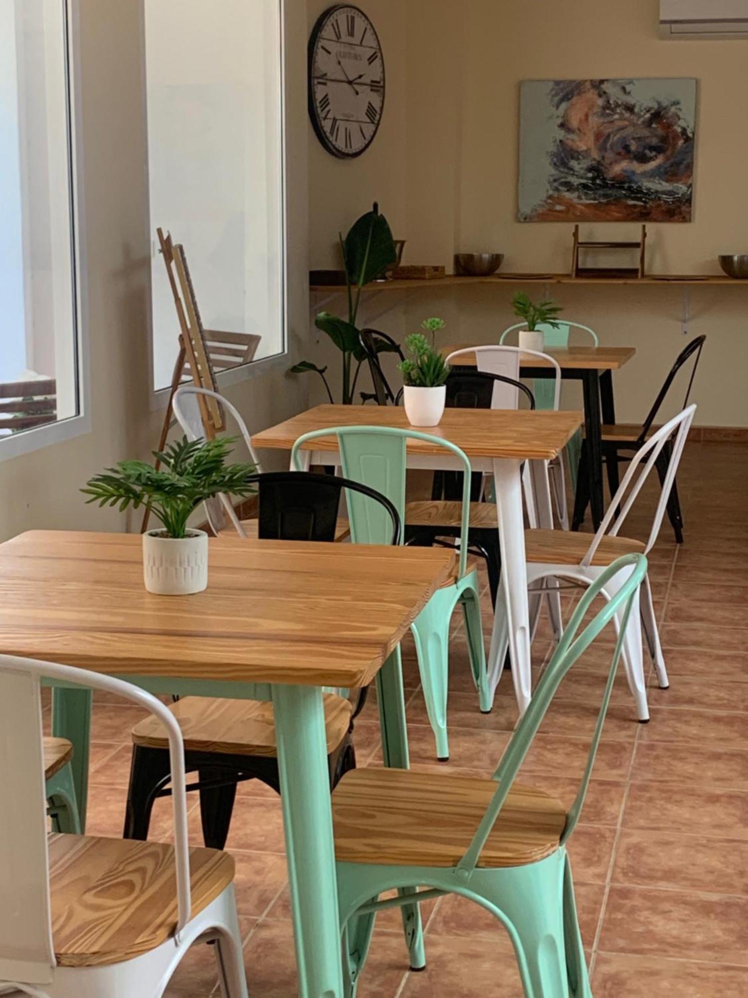 Hostel Sea&Dreams 칼페 외부 사진